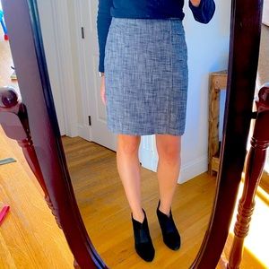 Banana Republic blue and white pencil skirt size 2